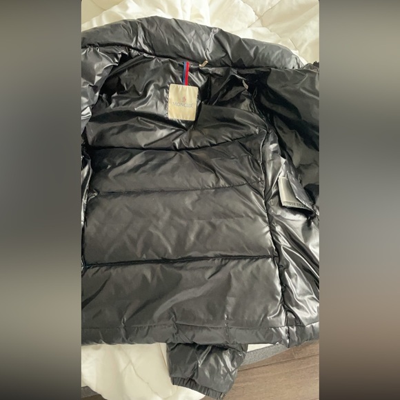 Moncler jacket - Picture 6 of 8